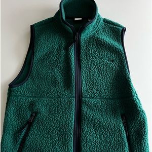 Aritzia Green Fleece Vest